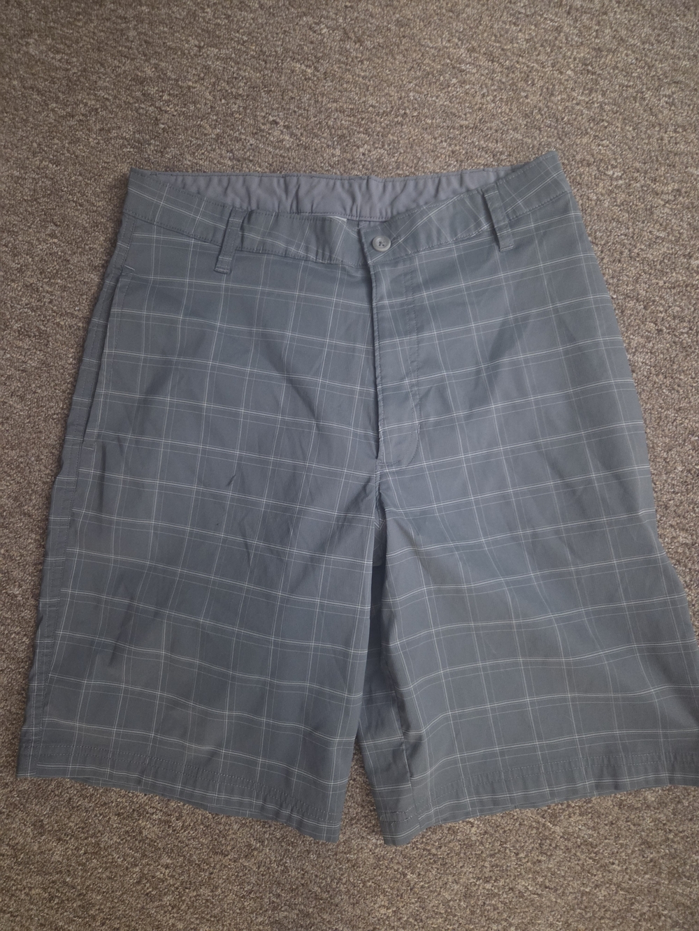 Champion Men's Slate Gray Plaid Flat-Front Shorts